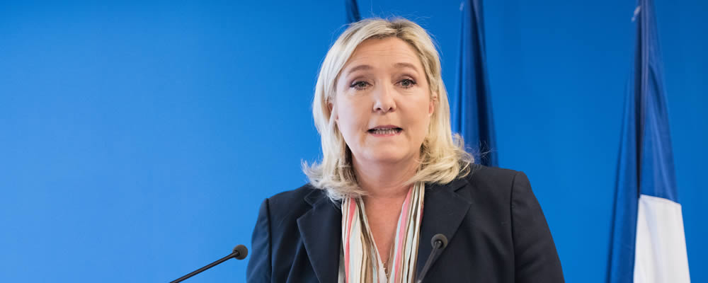Le Pen_frontrunner in French election
