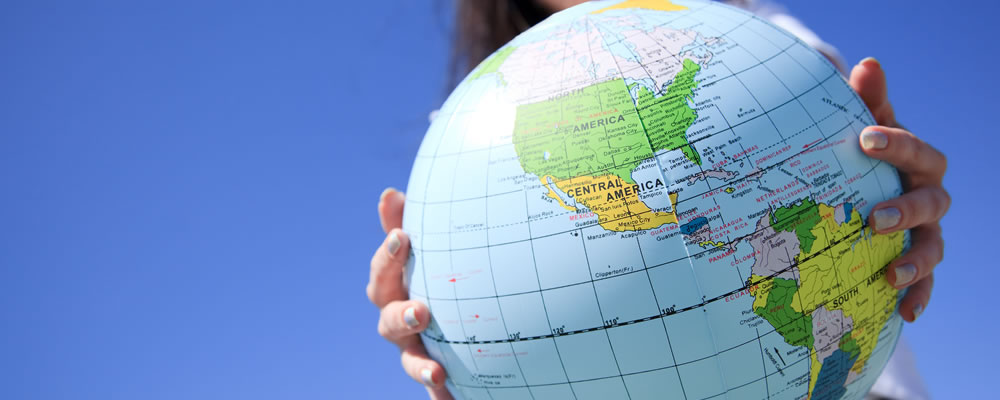 why you should think about working overseas