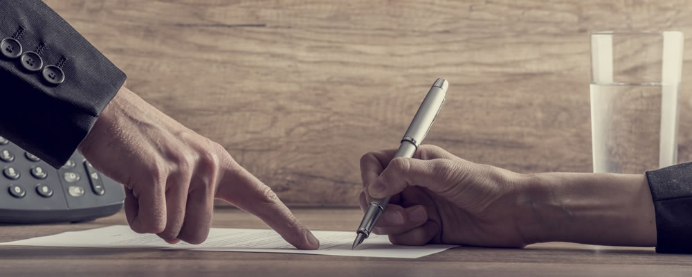 expat employment opportunities for women
